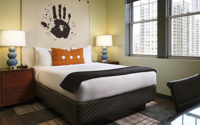photo 4 of ACME Hotel Chicago, Outset Collection by Hilton