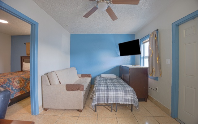 photo 4 of Aladdin Motel By OYO Merritt Island