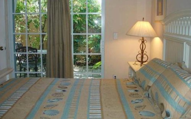 photo 5 of Alamanda Villa on Holmes Beach