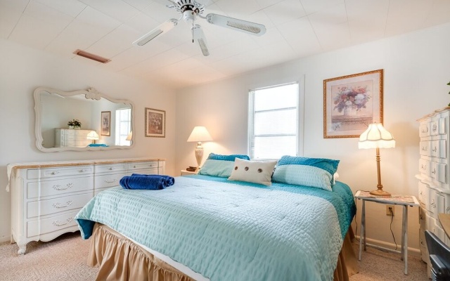 photo 3 of Albee Sunset Cottage, 2 Bedrooms, Pet Friendly, Wifi, Sleeps 8