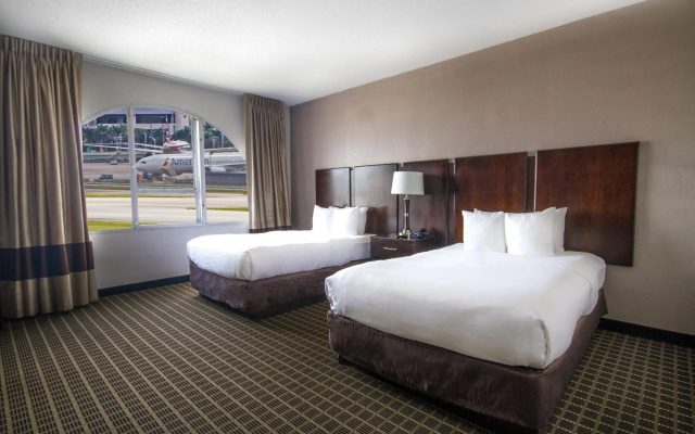 photo 5 of GreenTree Inn & Suites Alhambra