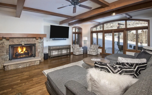 photo 3 of All Trails Lead Home: Easy Ski In ~ski Out 1 Bedroom Condo