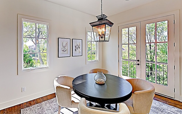 photo 5 of All-suite Townhome W/ Designer Furnishings 3 Bedroom Townhouse
