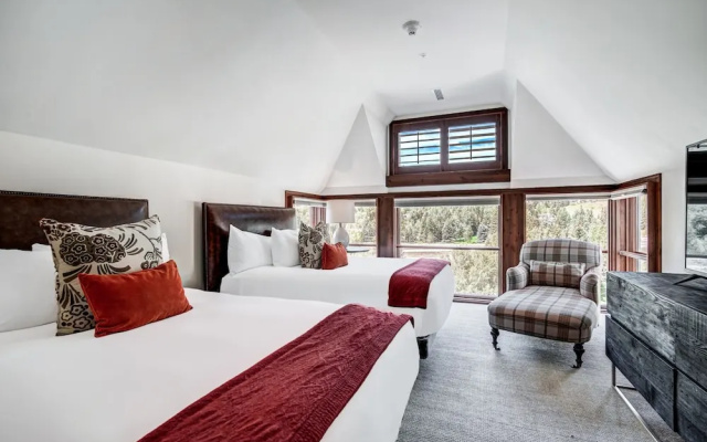 photo 4 of 3 BR Ritz-Carlton Residence with Valley Views by RedAwning - Save 20% on 7+ Nights!