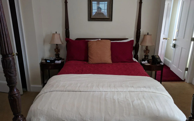 photo 3 of Almondy Inn