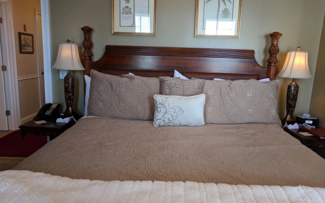 photo 4 of Almondy Inn