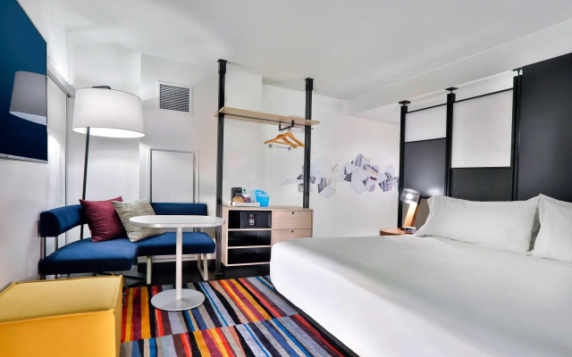 photo 3 of Aloft by Marriott Atlanta at The Battery Atlanta