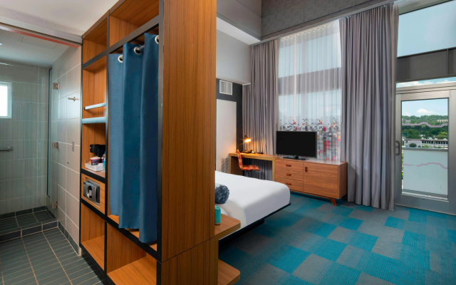 photo 5 of Aloft by Marriott Birmingham Soho Square