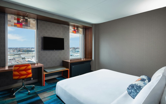 photo 3 of Aloft by Marriott Boston Seaport District