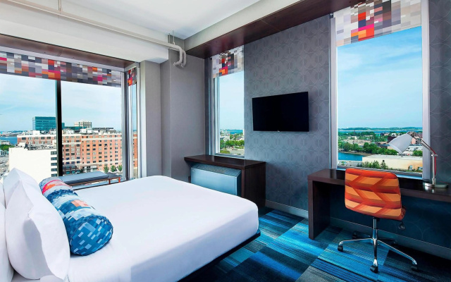 photo 5 of Aloft by Marriott Boston Seaport District