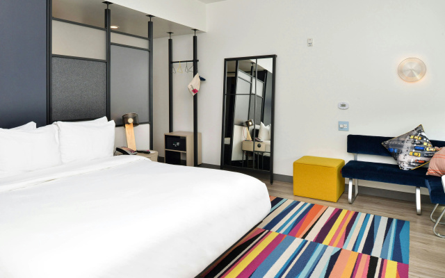 photo 5 of Aloft by Marriott Charlotte Airport