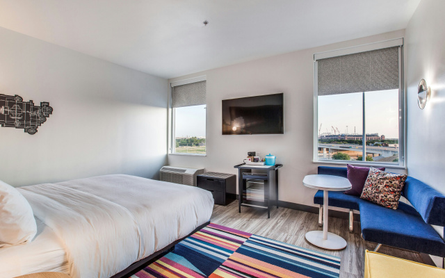 photo 4 of Aloft by Marriott Dallas Arlington Entertainment District