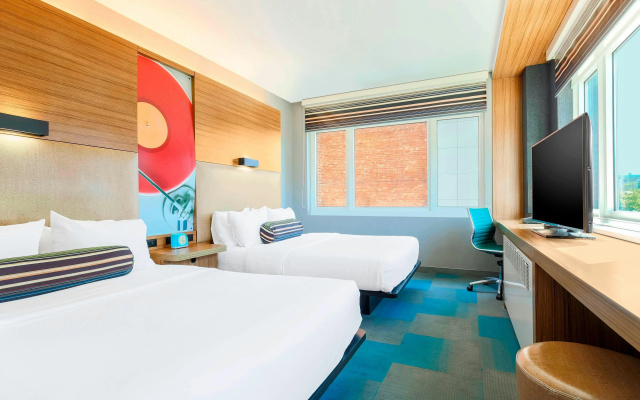 photo 3 of Aloft by Marriott Harlem