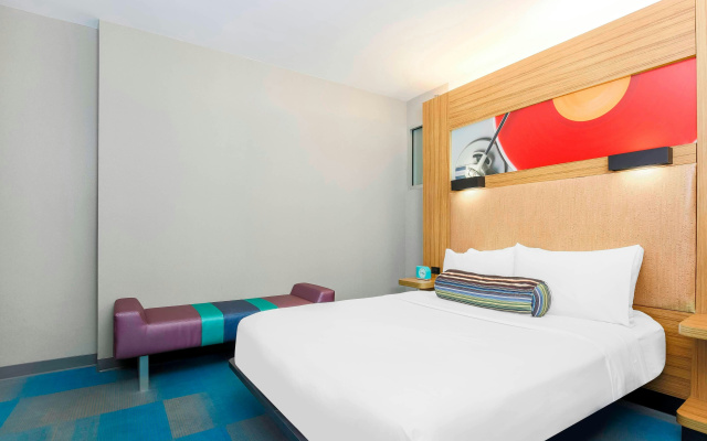 photo 5 of Aloft by Marriott Harlem