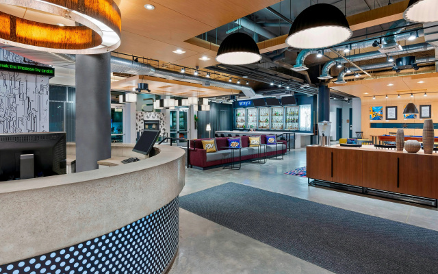 photo 2 of Aloft by Marriott Jacksonville Airport
