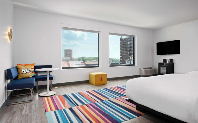 photo 4 of Aloft by Marriott Kansas City Country Club Plaza