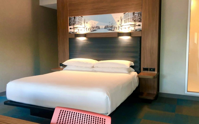 photo 5 of Aloft by Marriott Raleigh