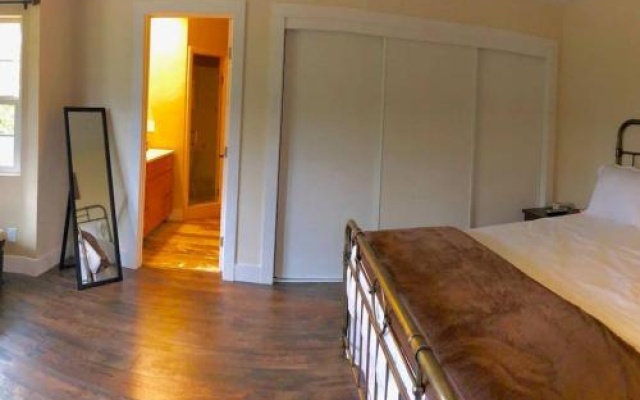photo 2 of Alpaca Suite at Rellik House. Winery & Alpaca Farm