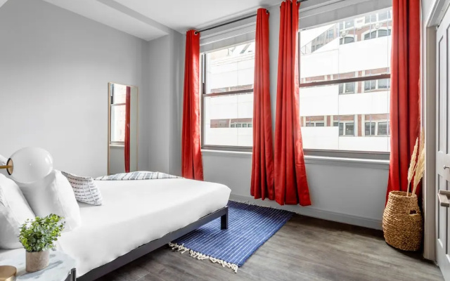 photo 3 of Amazing 2BR Downtown With 98 Walk Score