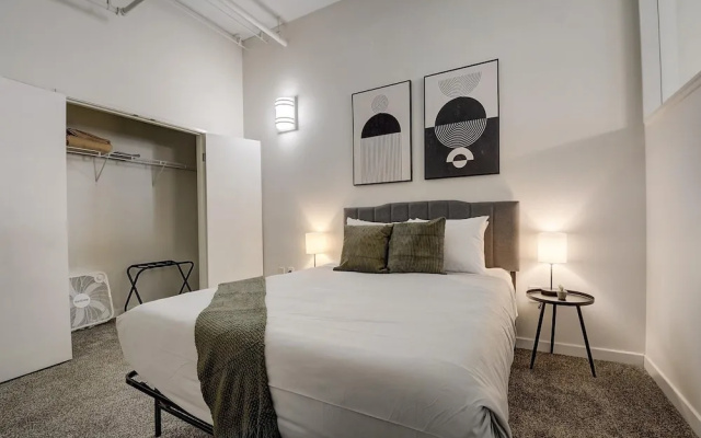 photo 3 of Amazing Downtown 1BR at Historic Block