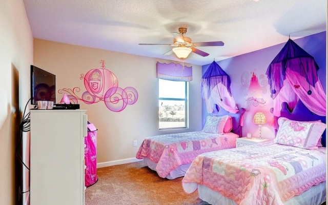 photo 3 of Amazing House! Providence - 2371VWD