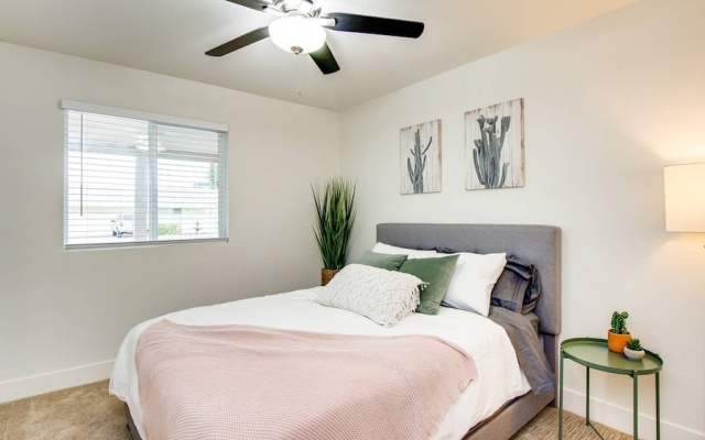 photo 5 of Modern Comforts Near Old Town Scottsdale and Asu!