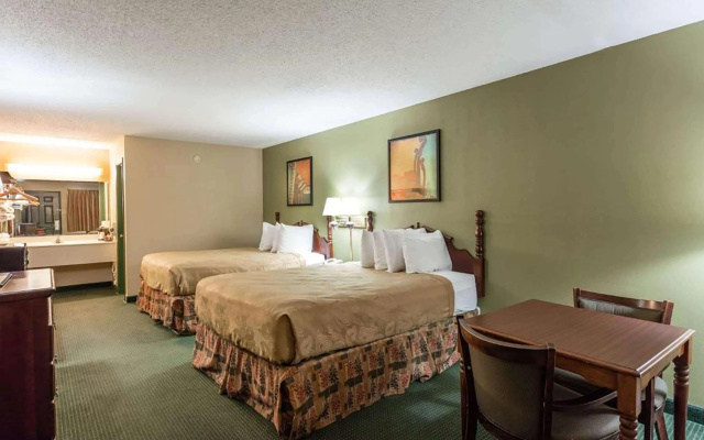 photo 5 of Angel Inn Near IMAX, a Travelodge by Wyndham