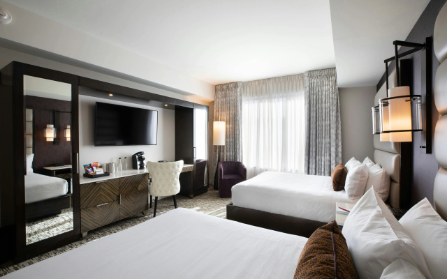 photo 4 of Ambassador Hotel Kansas City, Autograph Collection