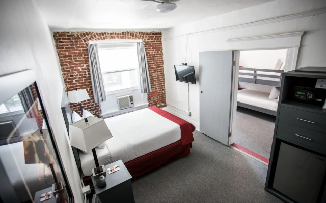 photo 2 of American Hotel