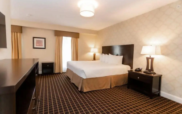 photo 5 of American Hotel