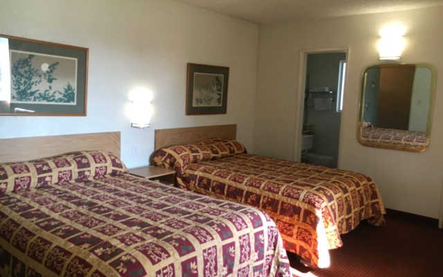 photo 2 of American Inn Ontario