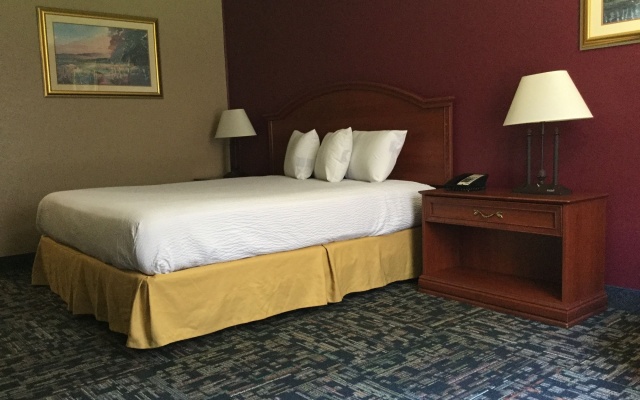 photo 5 of American Inn North Kansas City