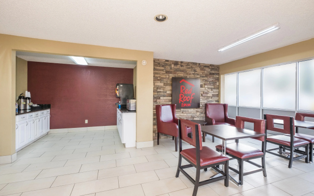 photo 3 of Red Roof Inn Acworth - Emerson/ LakePoint South