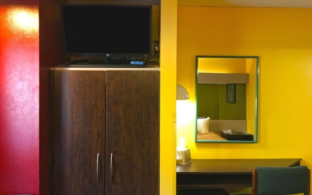 photo 4 of America's Best Inn Birmingham
