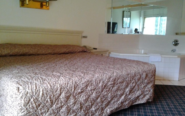 photo 5 of Budgetel Grand Rapids