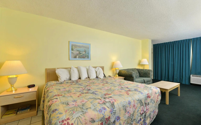 photo 3 of Americas Best Value Inn Satellite Beach Melbourne