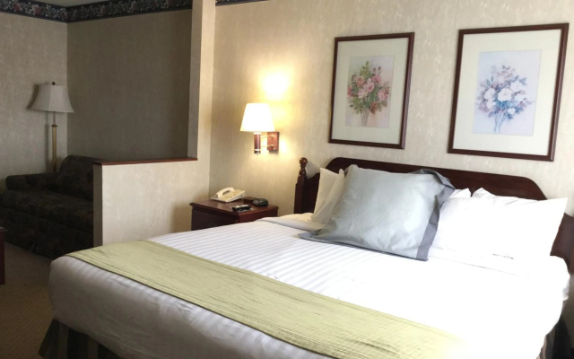 photo 3 of Americas Best Value Inn & Suites St. Louis, St. Charles Inn