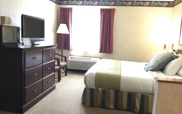 photo 4 of Americas Best Value Inn & Suites St. Louis, St. Charles Inn