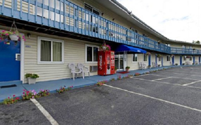 photo 3 of Americas Best Value Inn