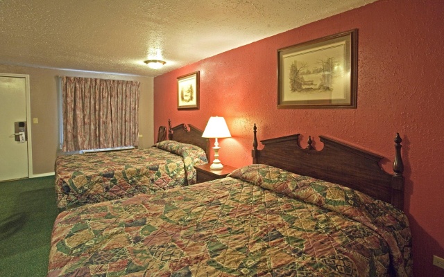 photo 3 of Americas Best Value Inn Lansing
