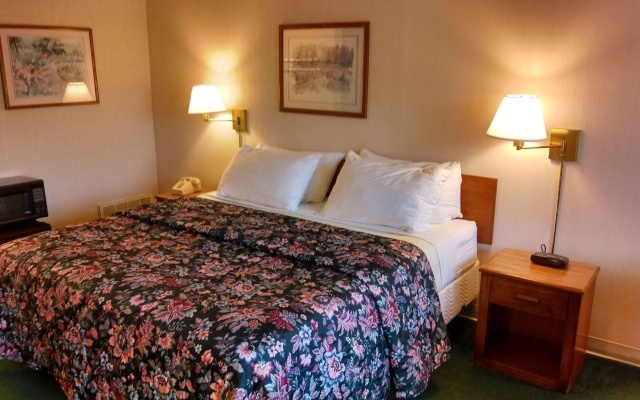 photo 4 of Americas Best Value Inn Marion, NC
