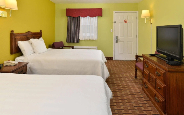 photo 3 of American Inn Princeton