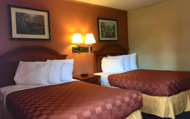photo 3 of Red Carpet Inn