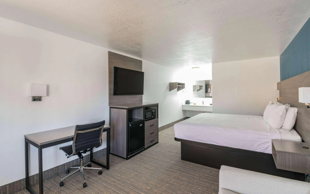 photo 2 of Baymont by Wyndham Grand Junction