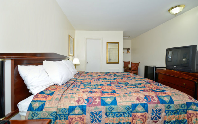 photo 4 of Americas Best Value Inn Norristown Philadelphia
