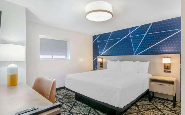 photo 5 of Americas Best Value Inn & Suites - Kansas City/Downtown