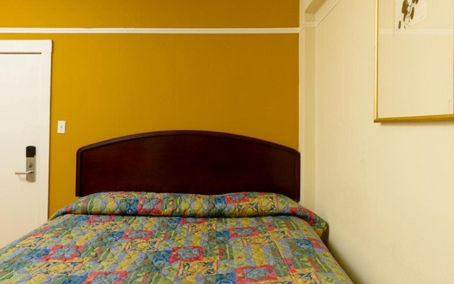 photo 3 of Vantaggio Suites Garland