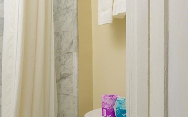 photo 5 of Vantaggio Suites Garland