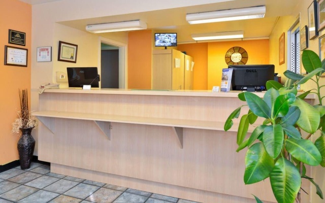 photo 2 of Americas Best Value Inn