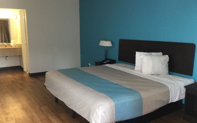 photo 3 of Oyo Hotel St. Louis Lambert Airport
